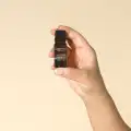 De-stress-Pure-Essential-Oil-Blend-odstresowujacy-olejek-do-inhalacji-aromatherapy-associates-3.webp